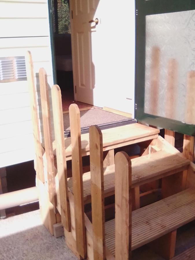 דינגל Cosy Chalet Mobile Home , Peace & Quiet מראה חיצוני תמונה