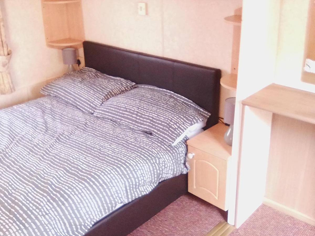 דינגל Cosy Chalet Mobile Home , Peace & Quiet מראה חיצוני תמונה